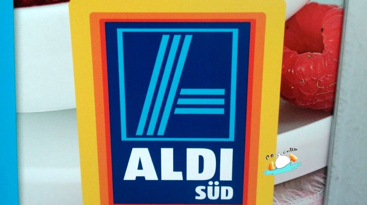 ALDI guten Beine an der Kasse